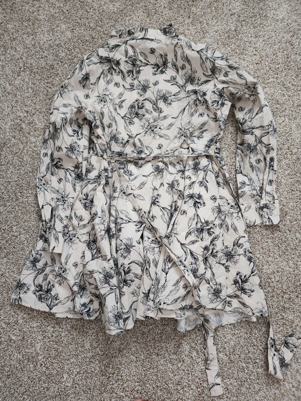 A New Day Dress - Picture 5 of 6